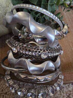 Silver Tone Mixed Texture Bangle Bracelet Stack